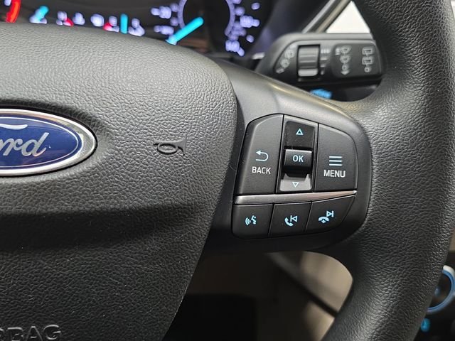 Used 2020 Gold Ford SE image 17