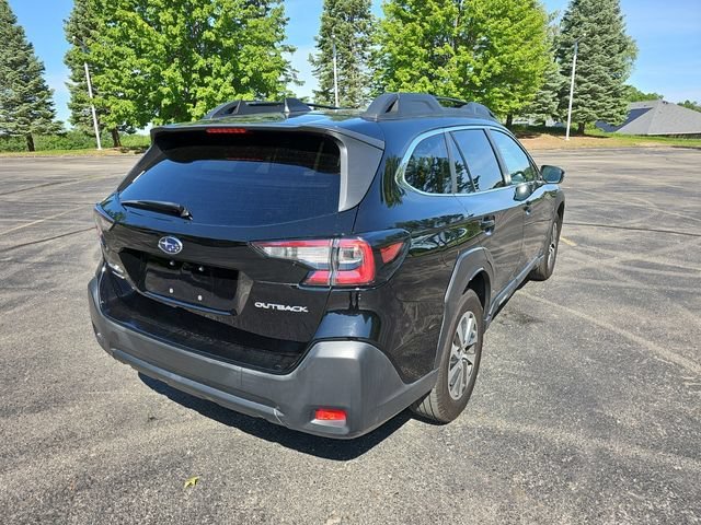Used 2023 Crystal Black Silica Subaru Premium image 5