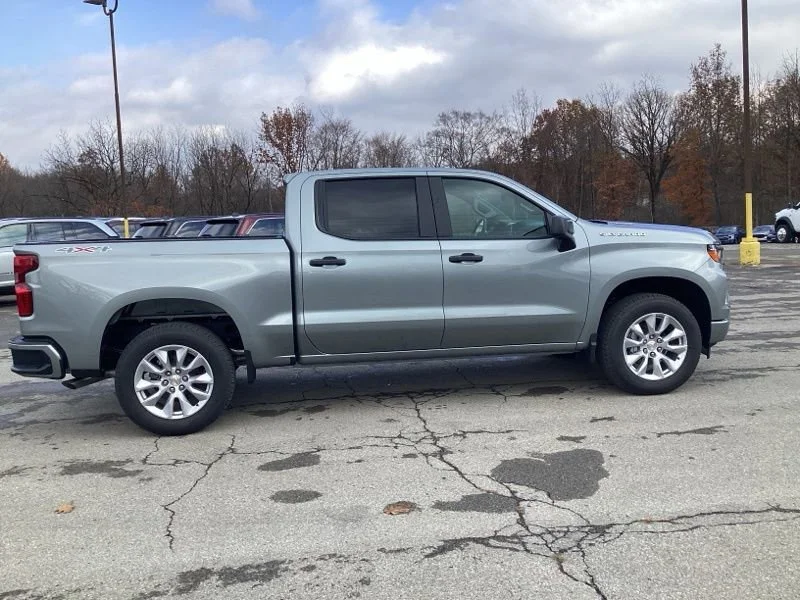 2026 Chevrolet Silverado 1500 Custom - Photo 8
