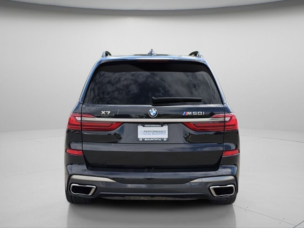 Used 2022 Black Sapphire Metallic BMW M50i image 30