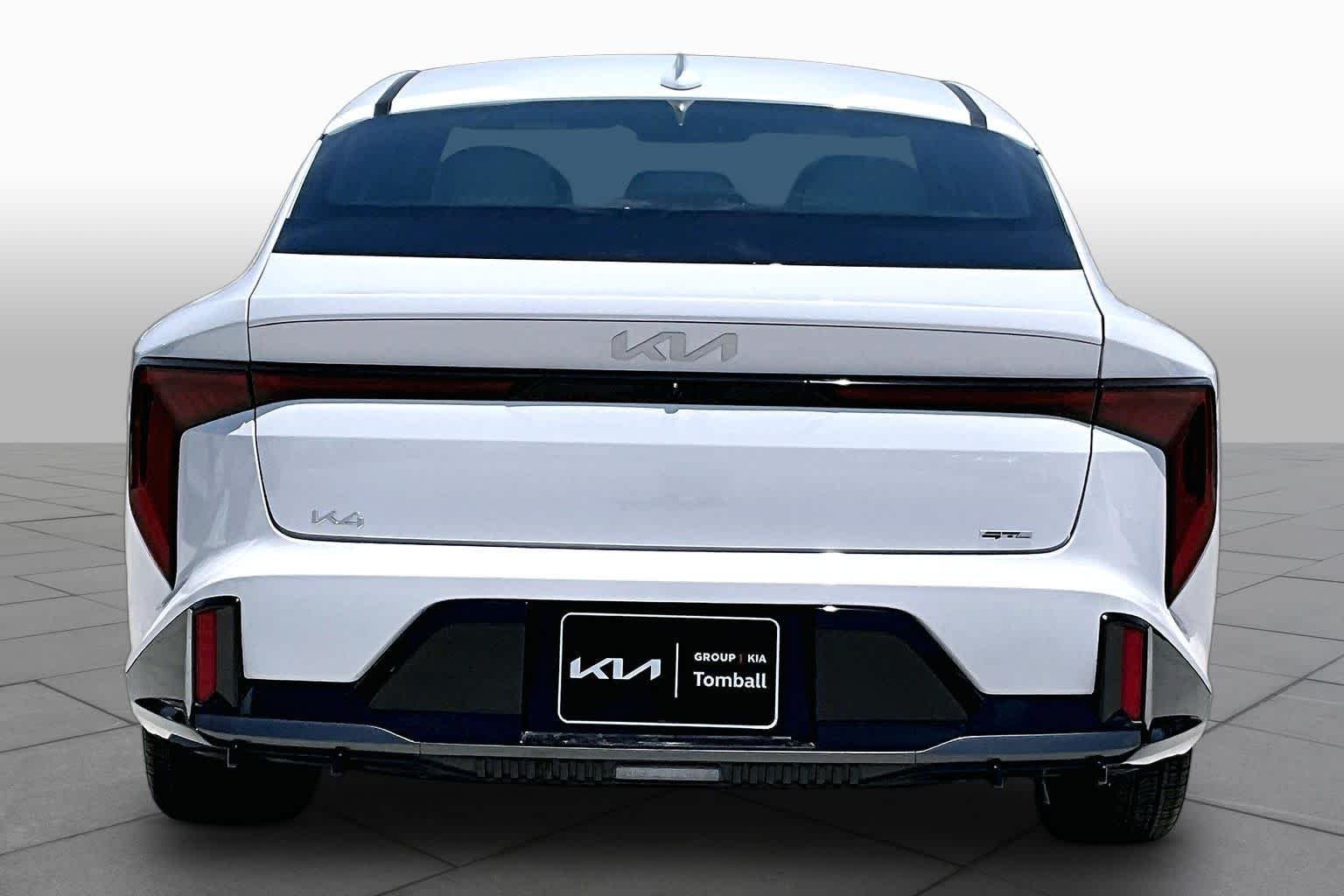 Used 2025 Snow White Pearl Kia GT-Line image 5