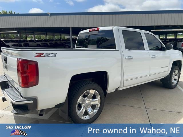 Used 2018 Summit White Chevrolet LTZ image 5