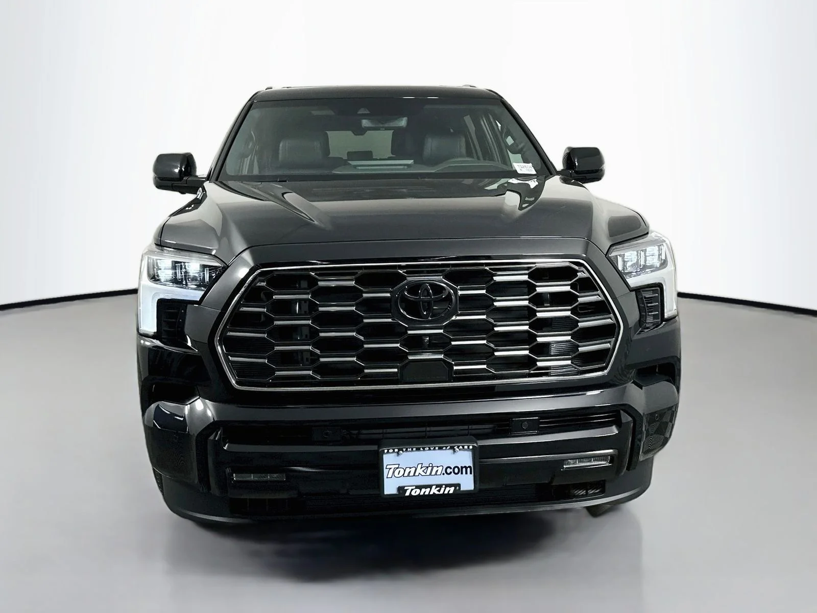 New 2026 Midnight Black Metallic Toyota  Platinum image 2