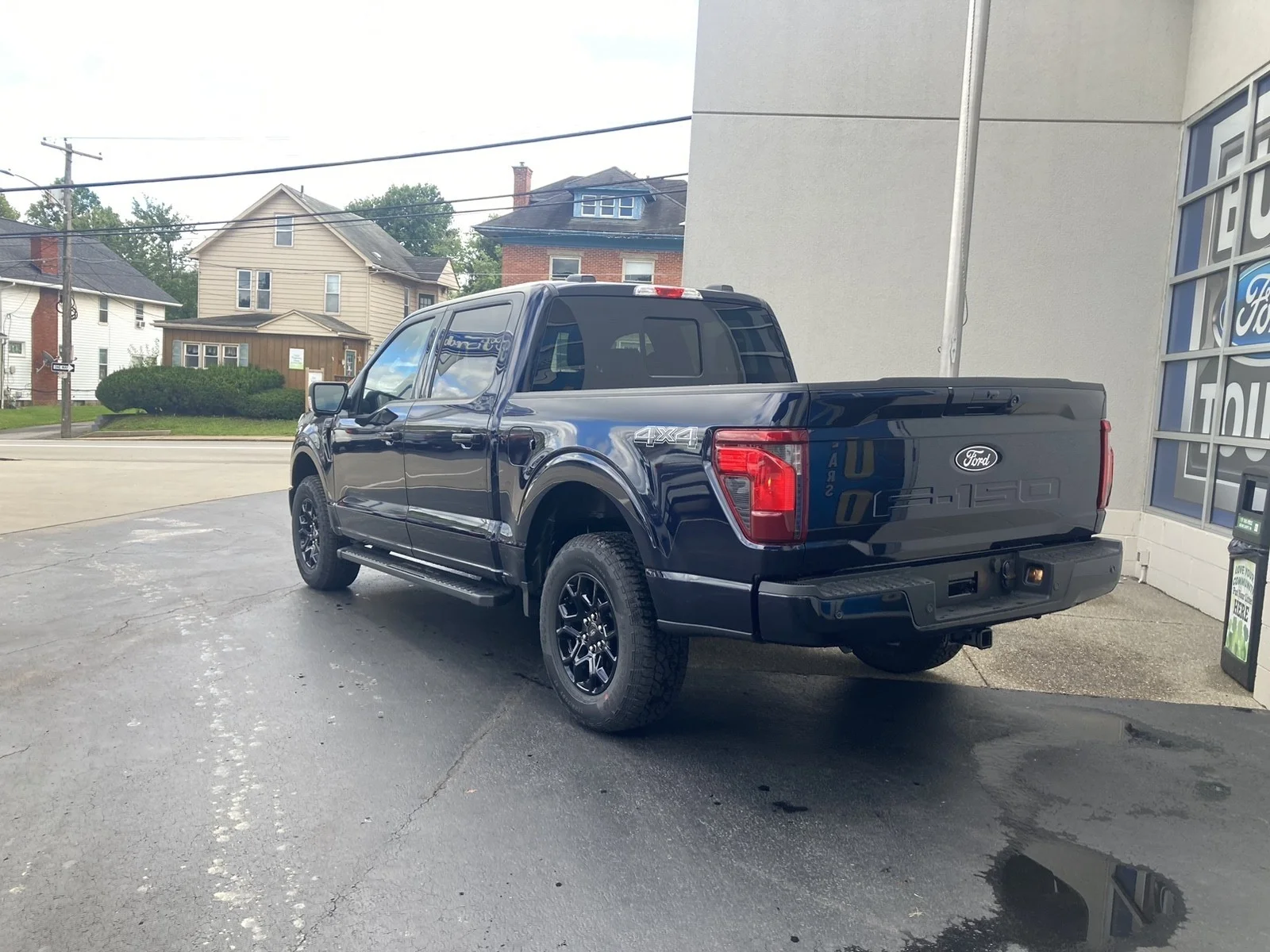 New 2026 ANTIMATTER BLUE Ford XLT image 4