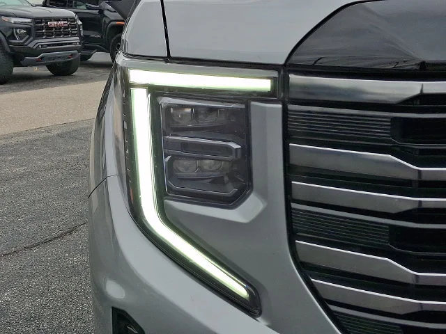 Used 2025 Silver GMC AT4 image 9