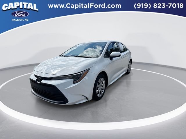 Used 2024 White Toyota LE image 4