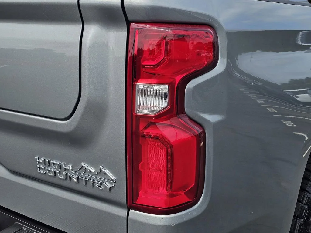 Used 2025 Sterling Gray Metallic Chevrolet High Country image 11