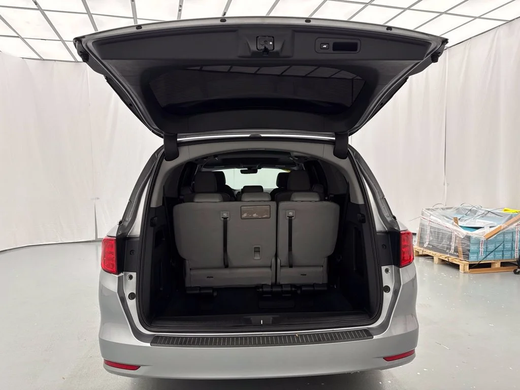 Used 2020 Silver Honda EX-L image 9