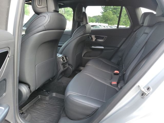 Used 2023 Silver Mercedes-Benz GLC 300 image 17