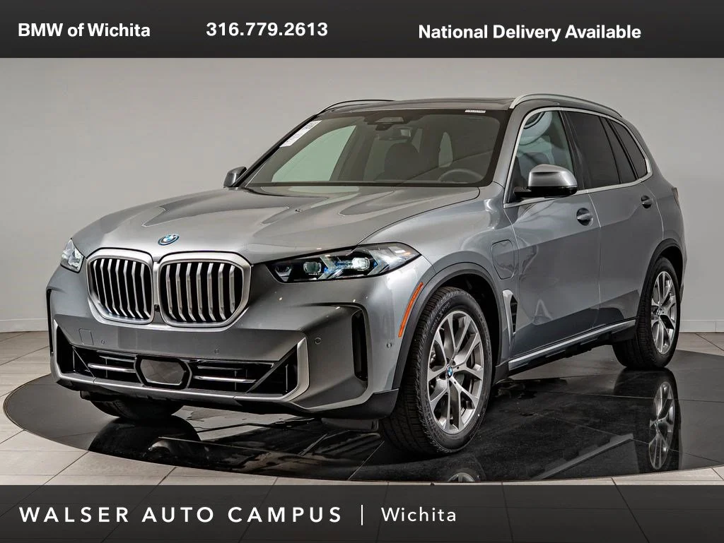 2026 BMW X5 xDrive50e's photo