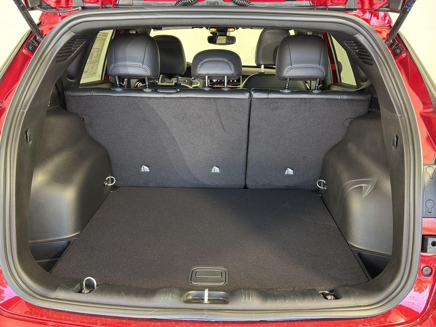 New 2026 Red Hot Pearl-Coat Exterior Paint Jeep Latitude Altitude image 7