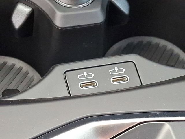 2026 BMW 2 Series M235 - Photo 19