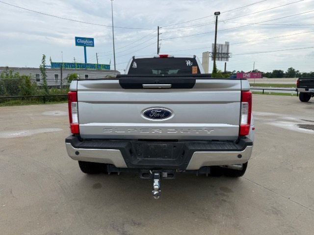 Used 2017 Silver Ford XLT image 4