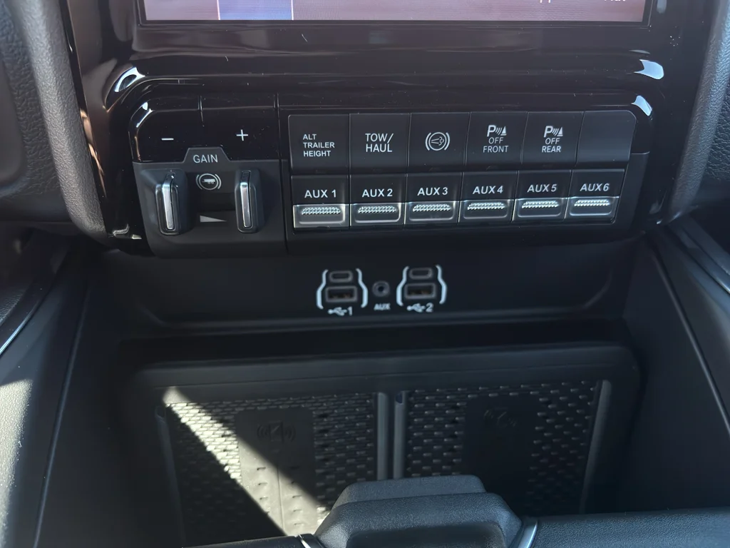 New 2026 Silver-Zynith Exterior Paint RAM Laramie image 23