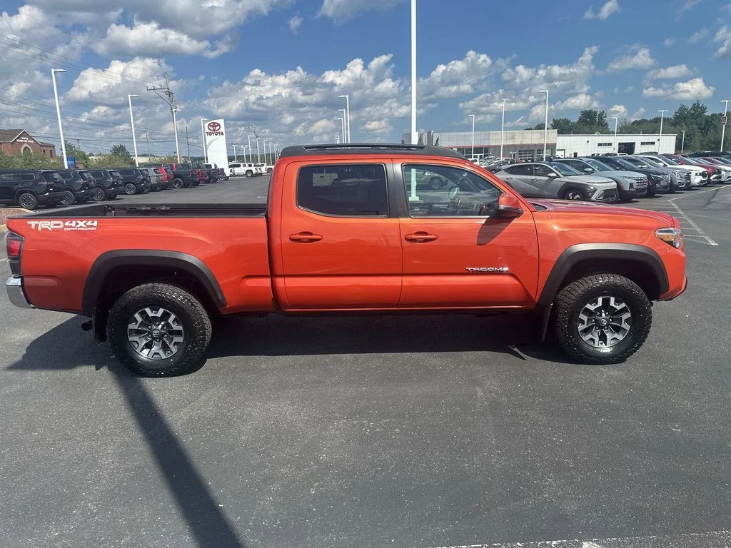Used 2018 Red Toyota TRD Off-Road image 9