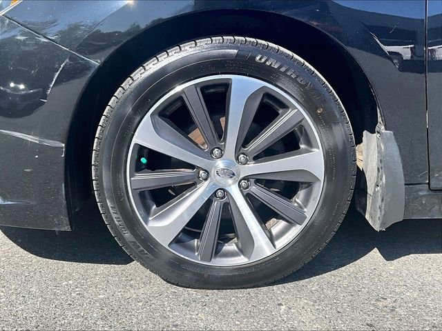 Used 2017 Black Subaru 2.5i image 9