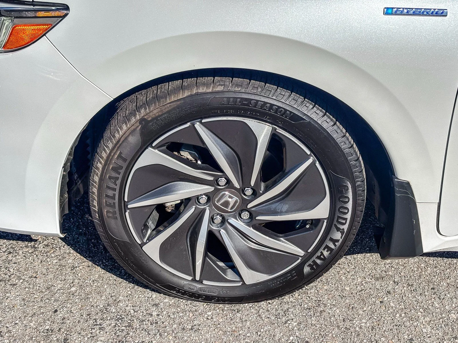 Used 2022 Platinum White Pearl Honda Touring image 10
