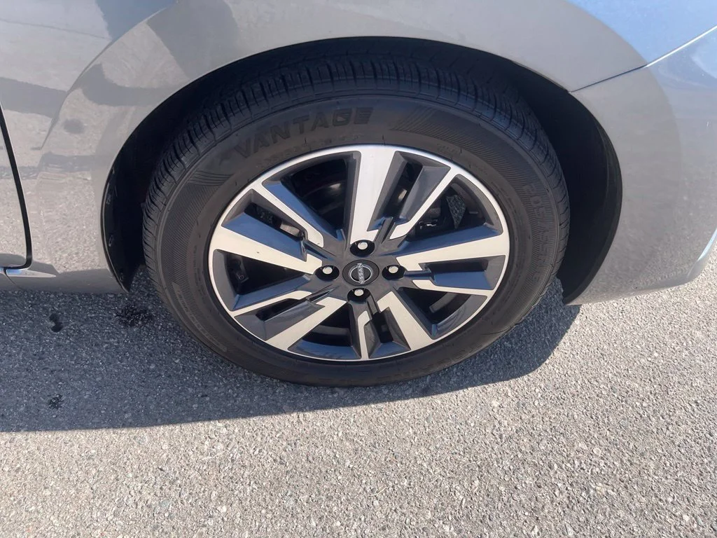 2023 Nissan Versa Sedan SV - Photo 33