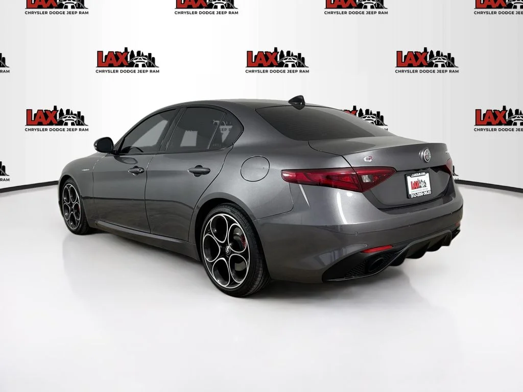 Used 2023 Gray Alfa Romeo Veloce image 5