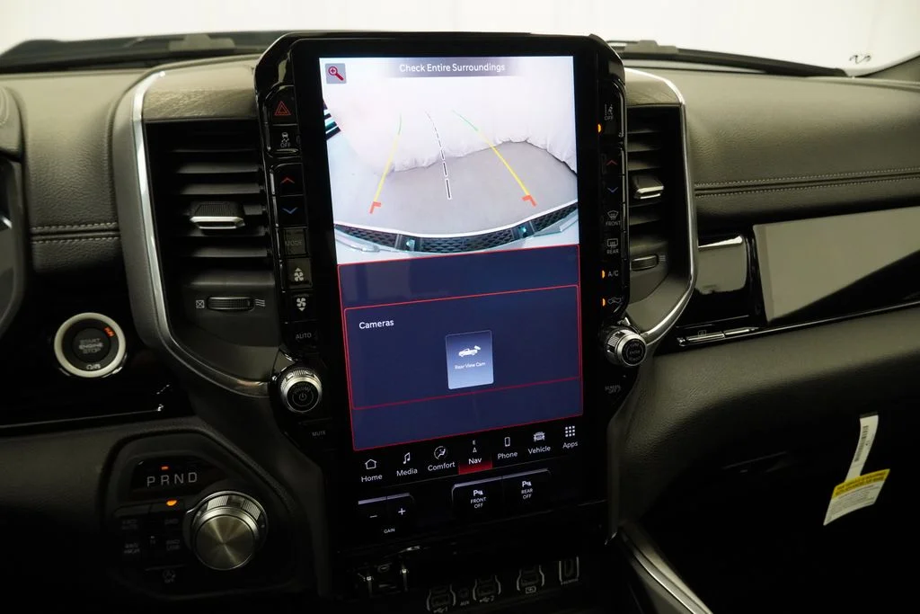 2026 RAM 1500 Laramie - Photo 24