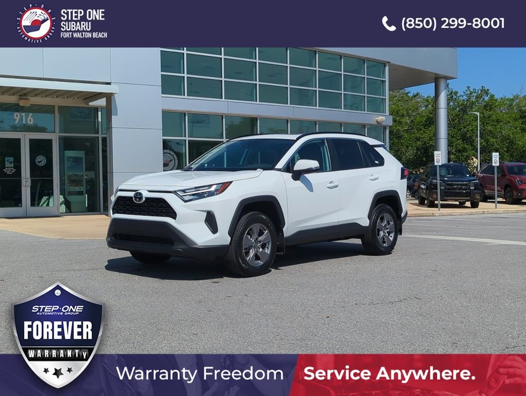 Used 2024 White Toyota XLE image 1