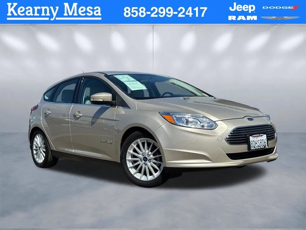2017 Ford Focus 5 Door Hatch Electric's photo