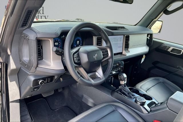 New 2026 Shadow Black Ford Outer Banks® image 6