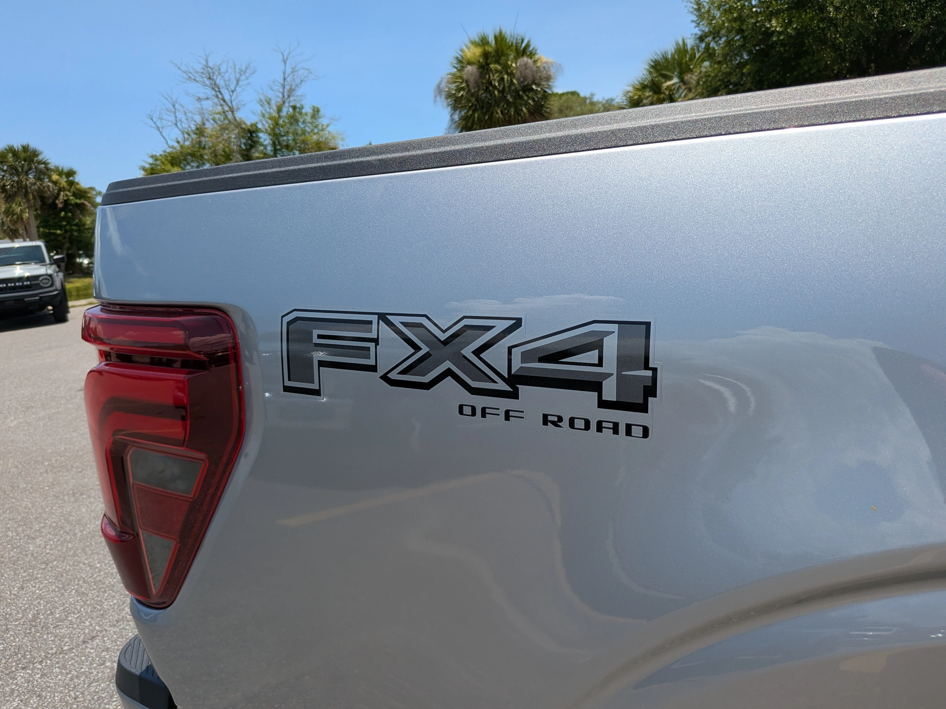 New 2026 Iconic Silver Metallic Ford Lariat image 11