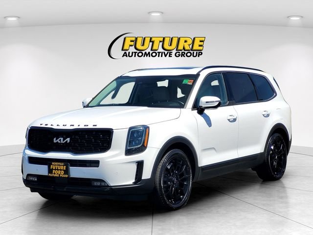Used 2022 White Kia SX image 8