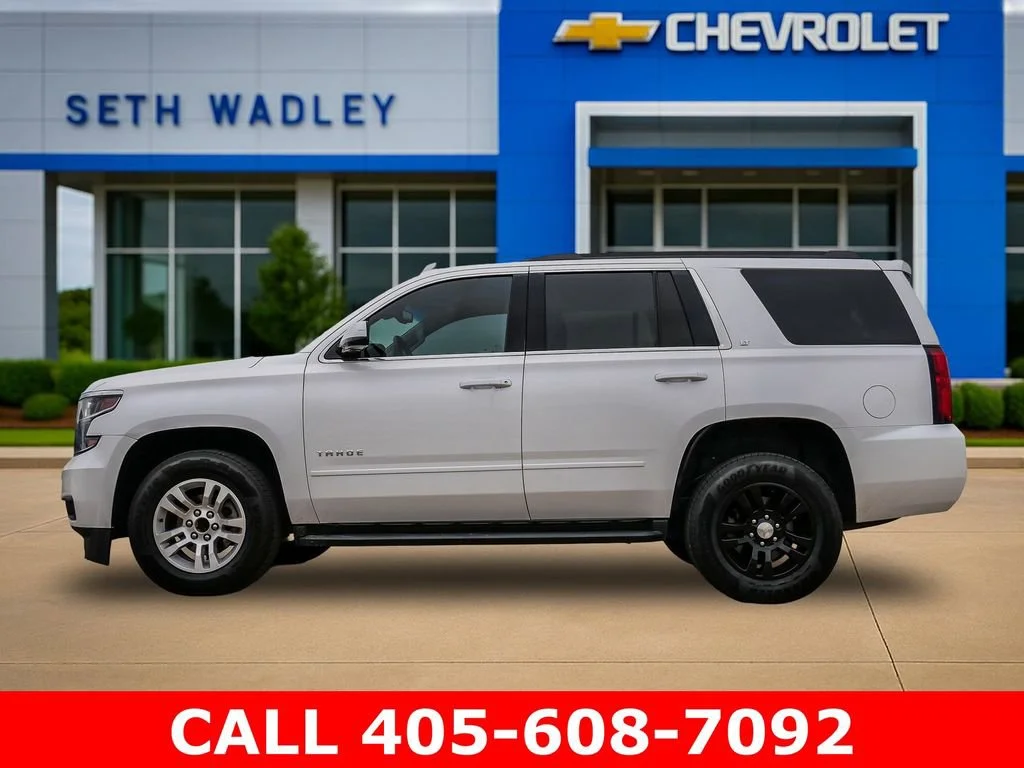 Used 2018 IRIDESCENT PEARL TRICOAT Chevrolet LT image 4