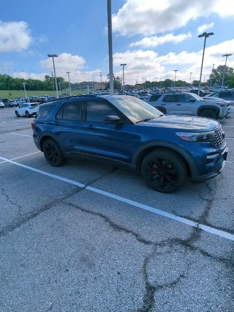 Used 2020 Blue Ford ST image 10