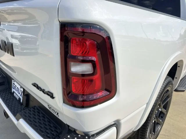 New 2026 Ivory White Tri-Coat Pearl-Coat Exterior Paint RAM Laramie image 21