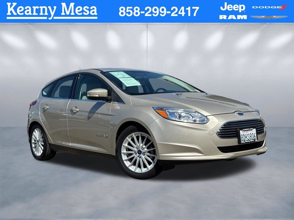 2017 Ford Focus 5 Door Hatch Electric's photo