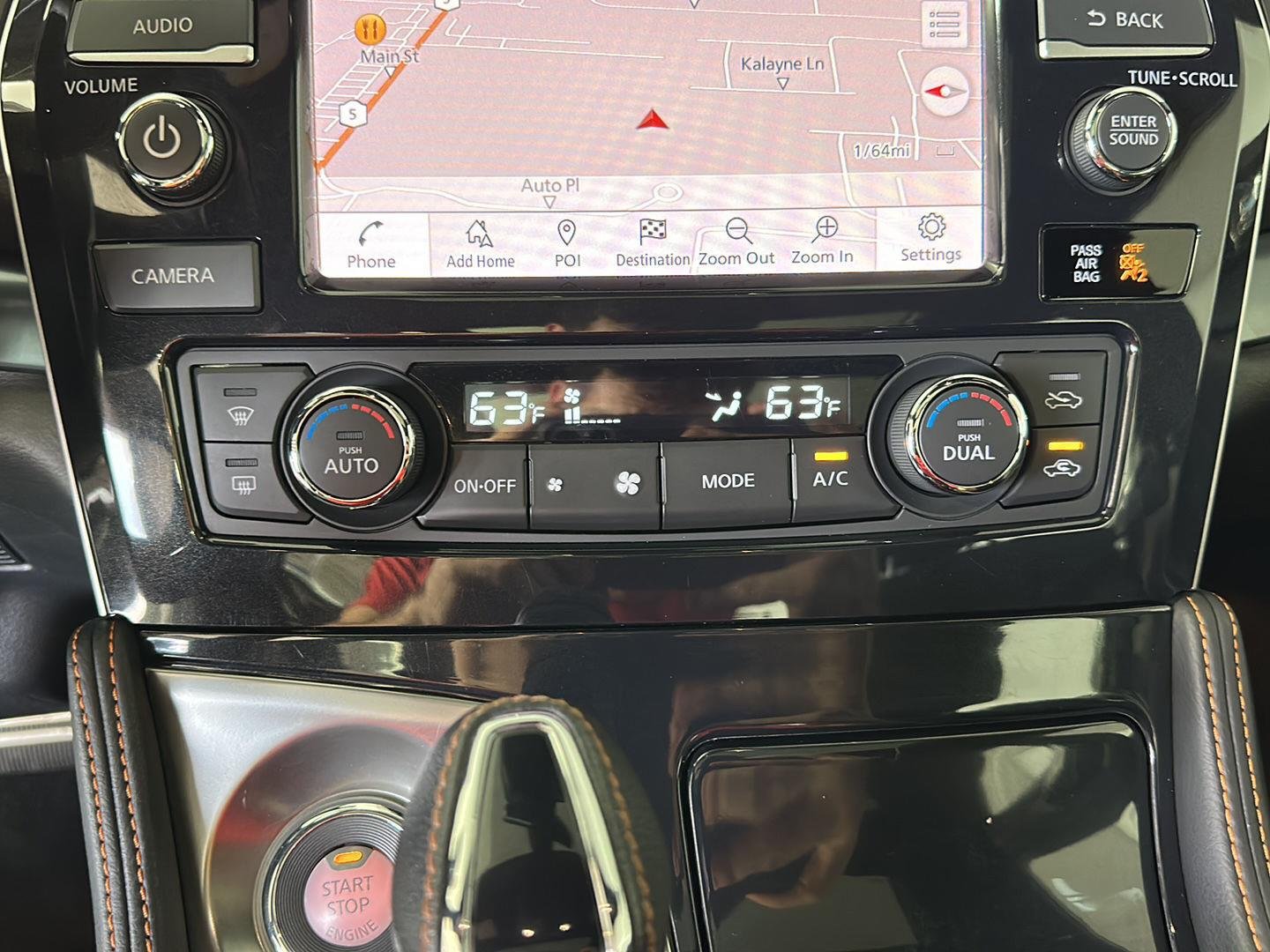 Used 2023 Pearl White Tricoat Nissan SR image 22