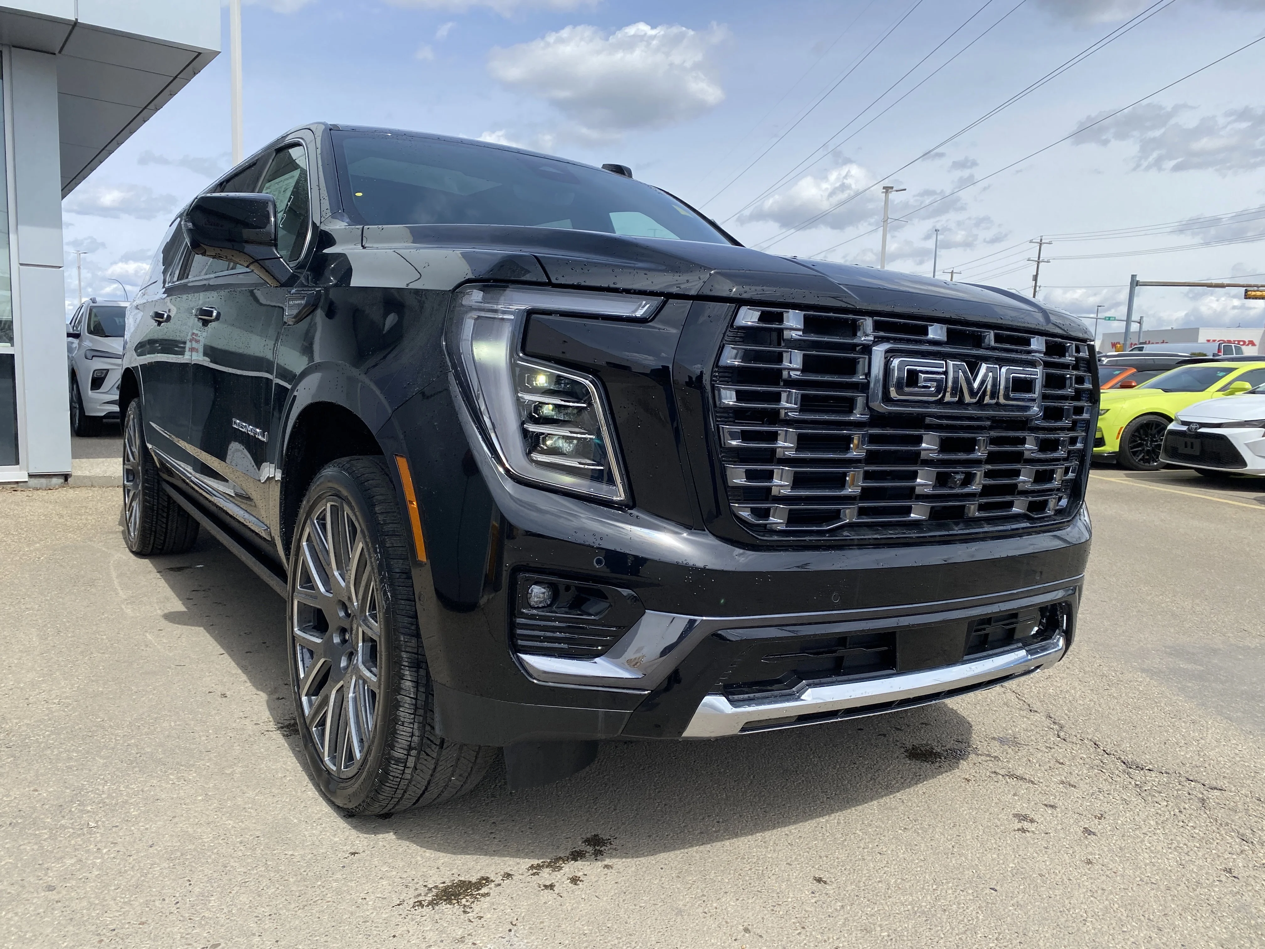 New 2026 ONYX BLACK GMC Denali Ultimate image 8
