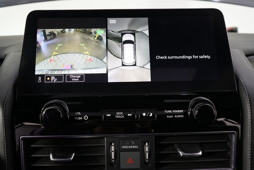 Used 2022 Black Obsidian INFINITI Sensory image 31