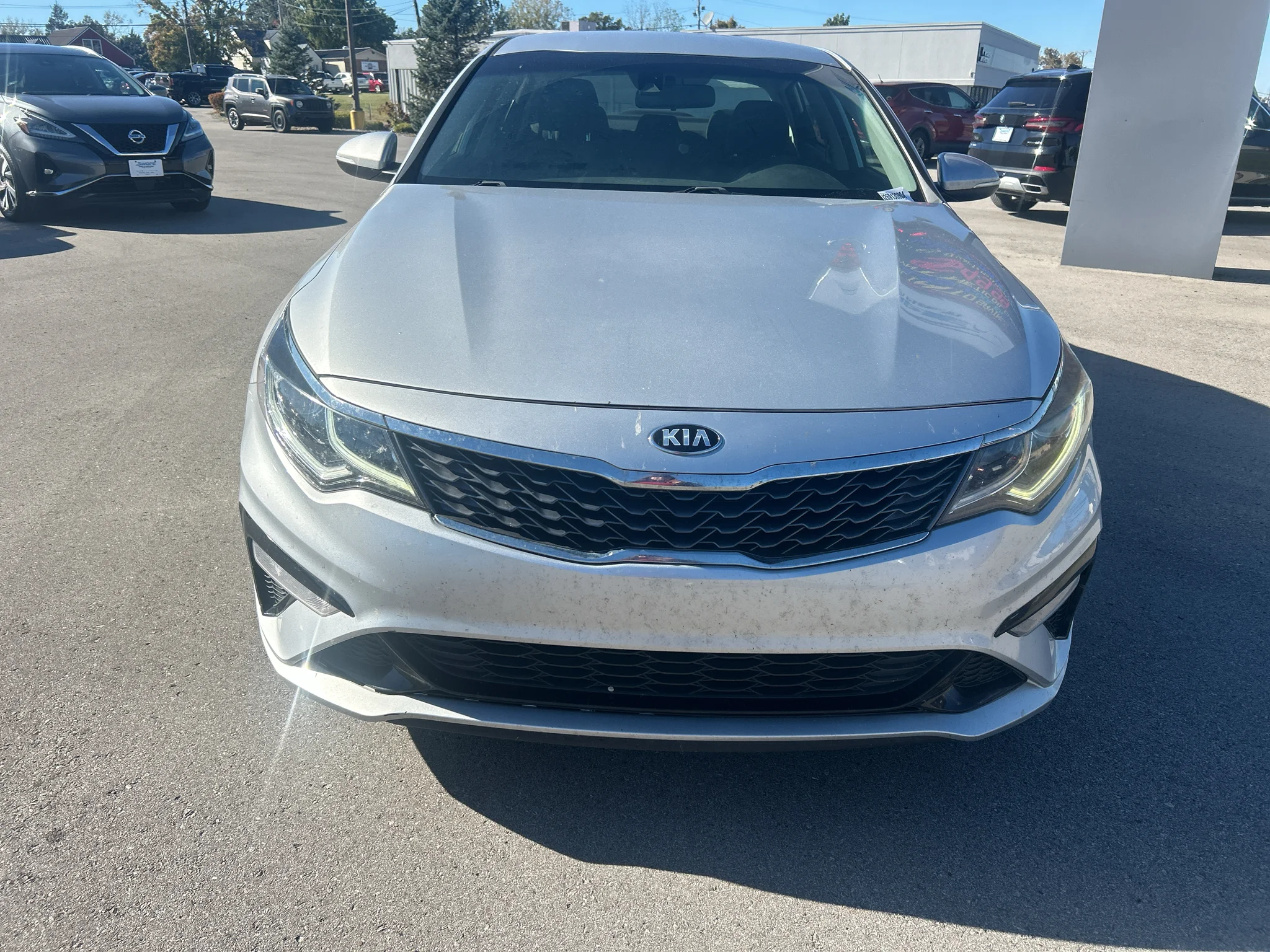 Used 2019 Sparkling Silver Kia LX image 8