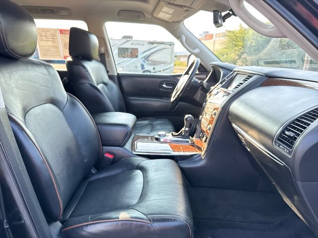 Used 2020 Black Nissan Platinum image 32