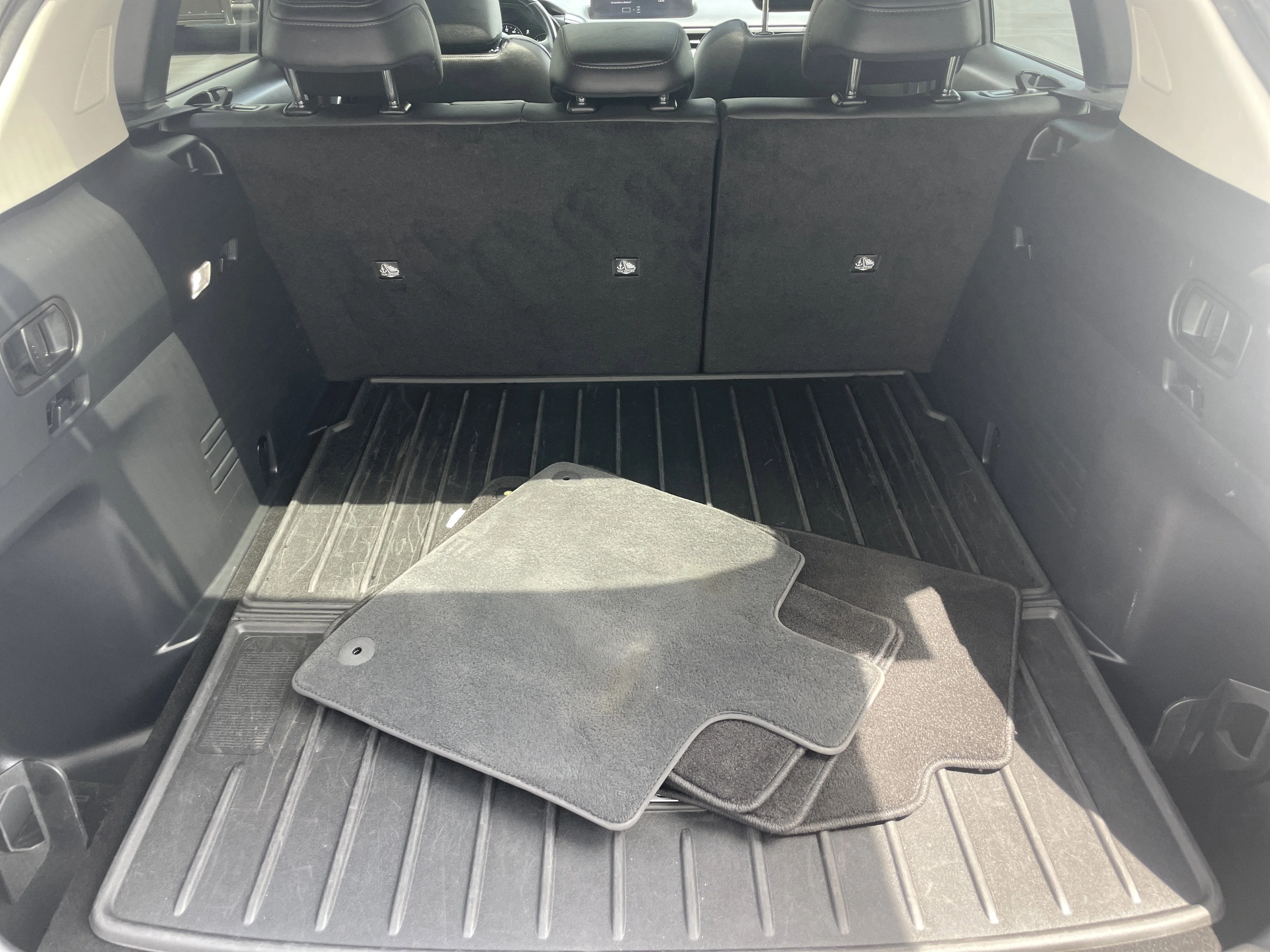 Used 2024 Wind Chill Pearl Mazda 2.5 S Premium Plus Package image 10