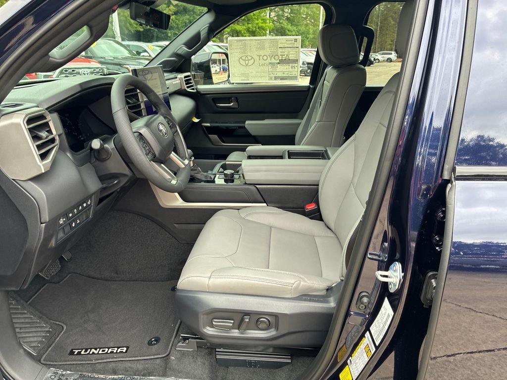 2026 Toyota Tundra Limited - Photo 15