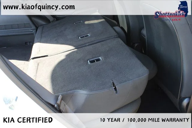 Used 2024 White Kia LX image 17