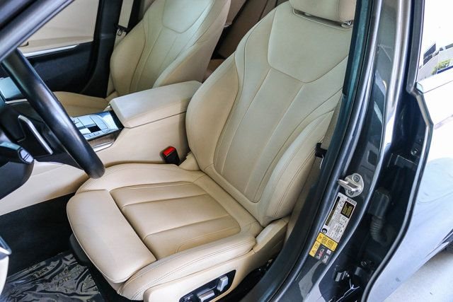 Used 2021 Gray BMW 330e iPerformance image 22