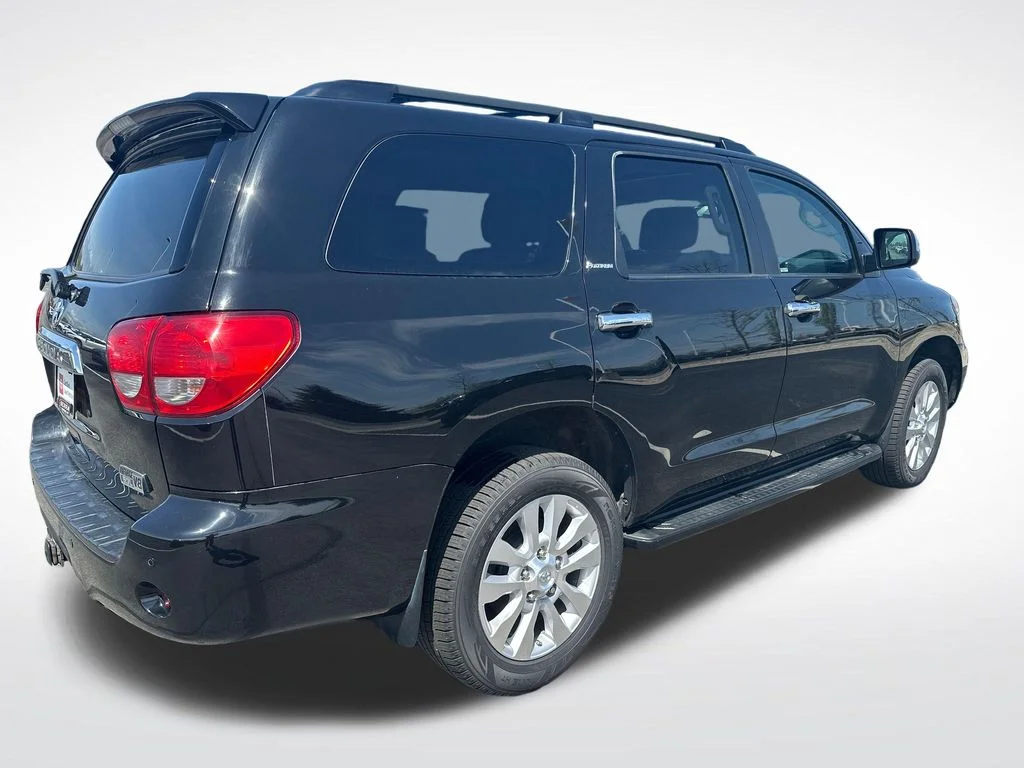Used 2017 Black Toyota Platinum image 5