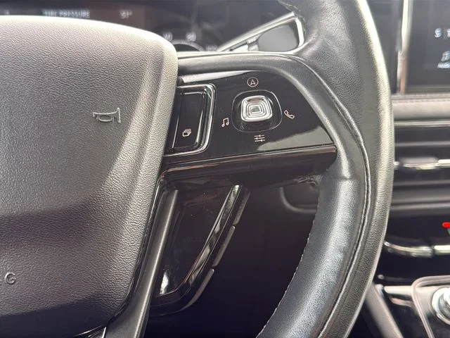 Used 2021 Red Lincoln Standard image 20