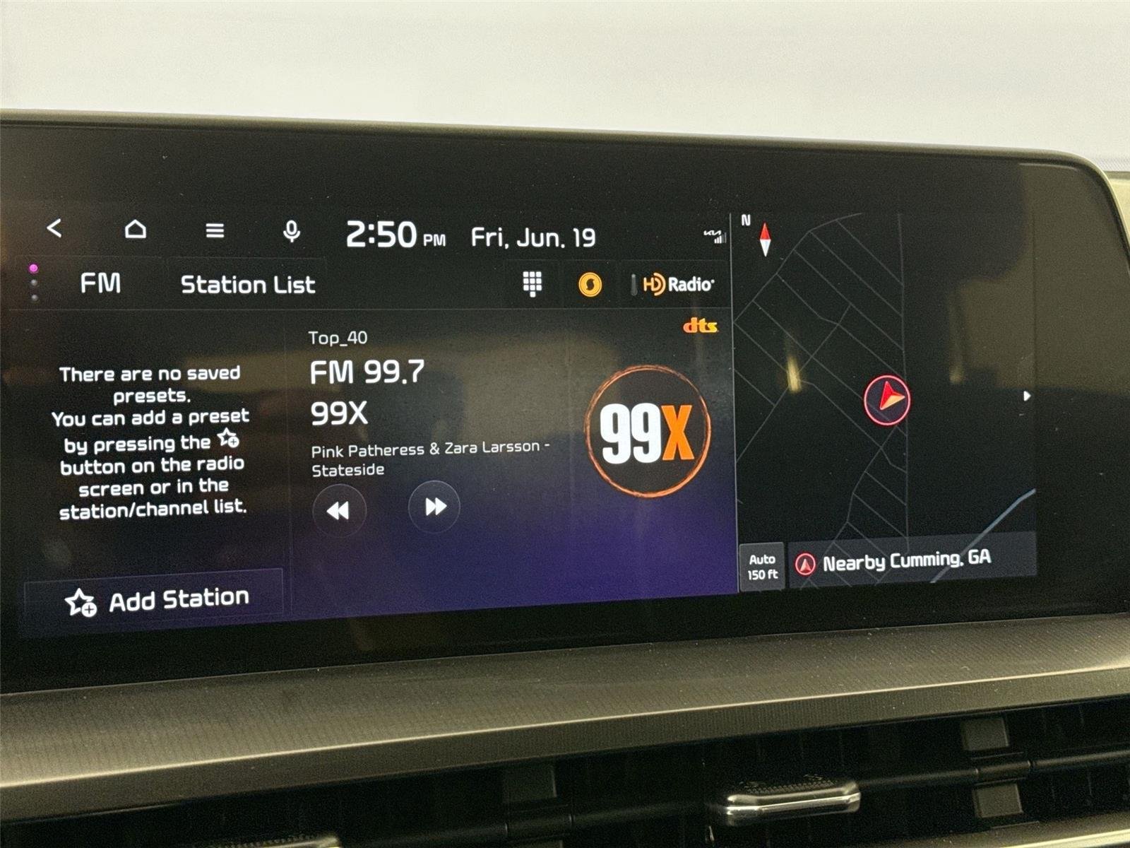 Used 2023 Ebony Black Kia LX image 21