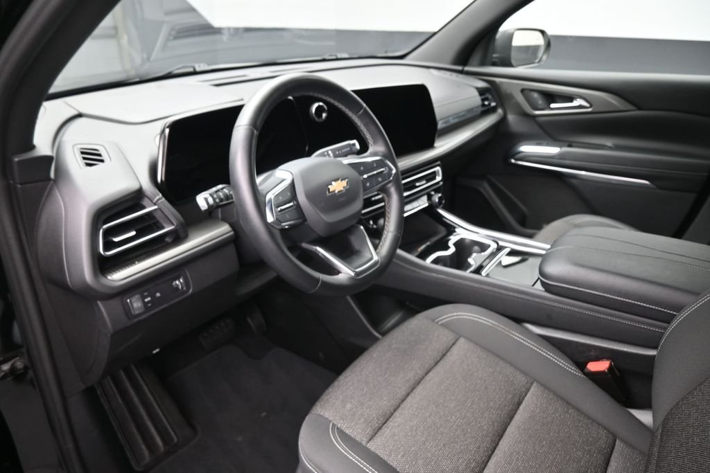 Used 2024 Black Chevrolet LT image 18