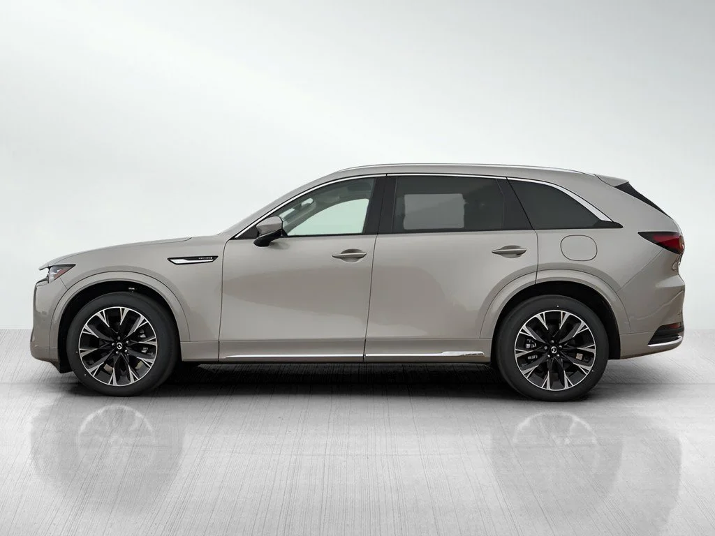 New 2026 Platinum Quartz Metallic Mazda 3.3 Turbo S Premium Plus AWD image 4