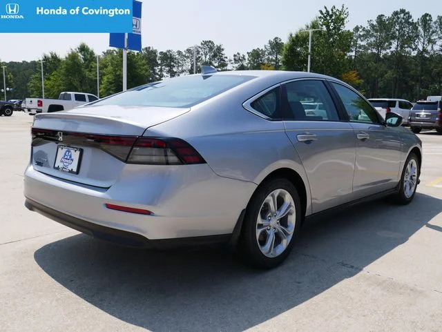 Used 2023 Lunar Silver Metallic Honda LX image 3