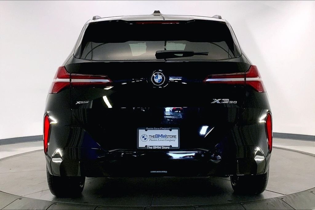 New 2026 Black Sapphire Metallic BMW xDrive image 3