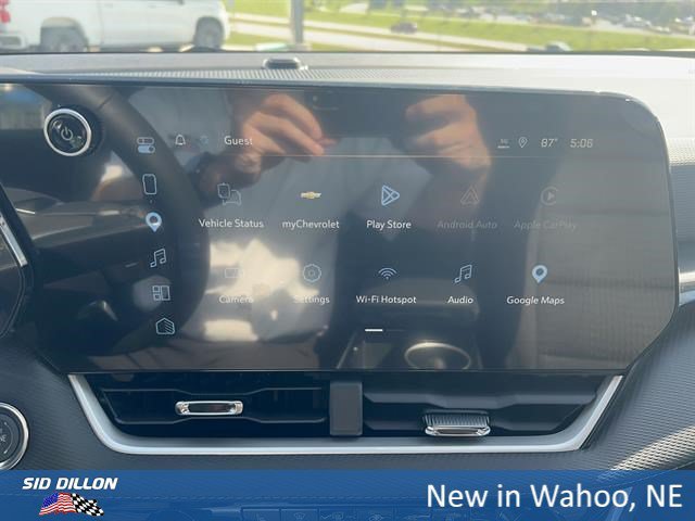 2027 Chevrolet Equinox LT - Photo 13